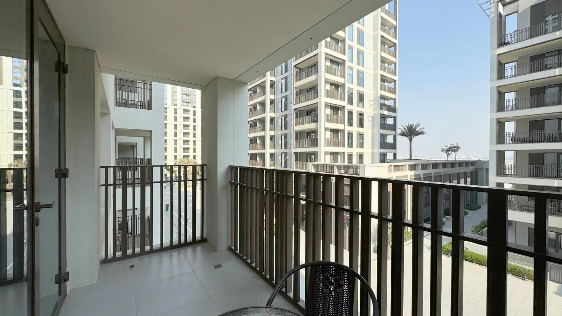 Premium White And Beige 3Br In Creek Harbour Apartment Dubai