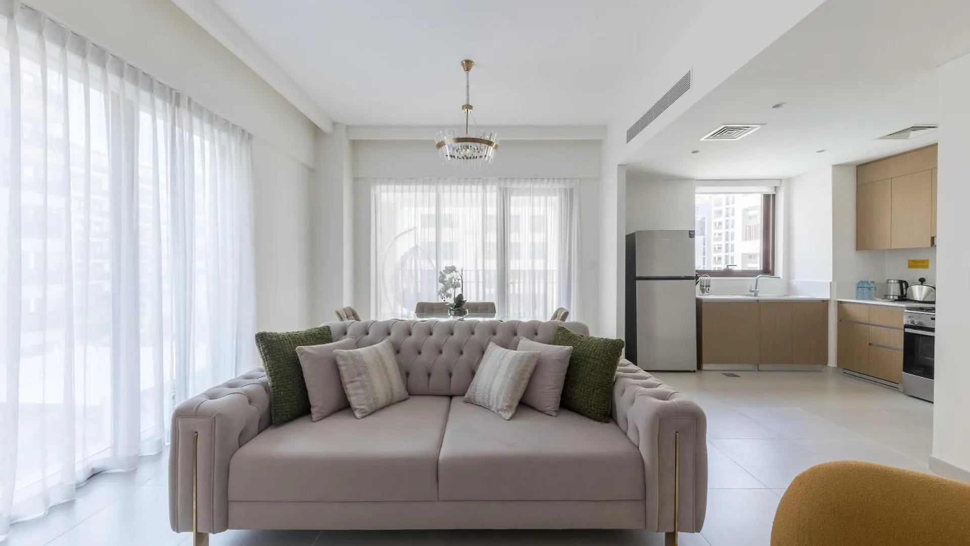 Premium White And Beige 3Br In Creek Harbour Apartment Dubai