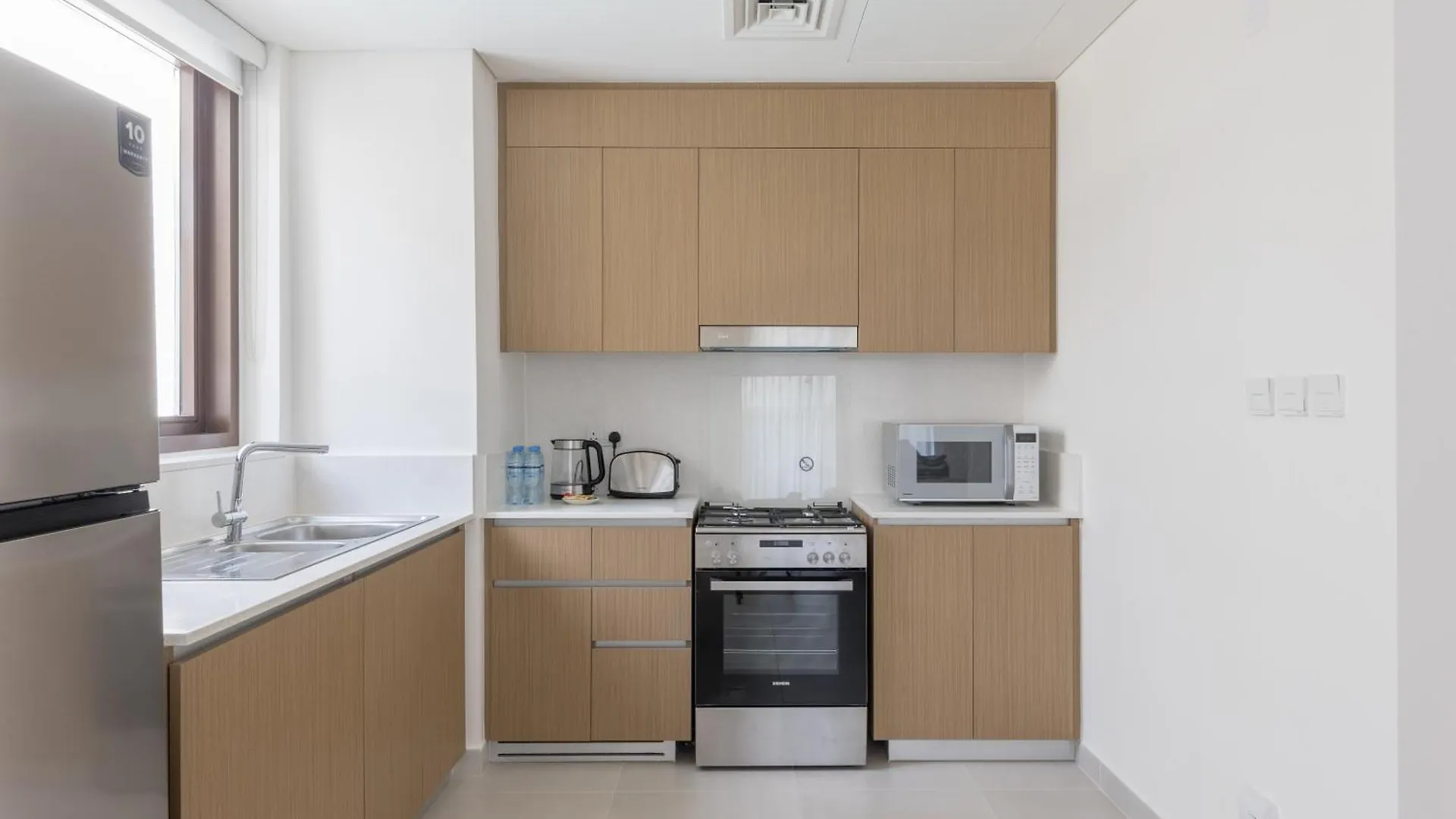 Premium White And Beige 3Br In Creek Harbour Apartment Dubai United Arab Emirates